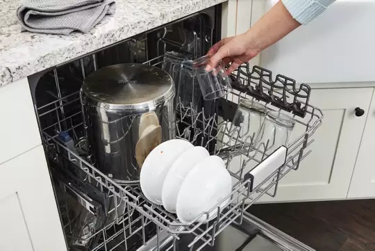 Maytag vs Whirlpool Dishwasher