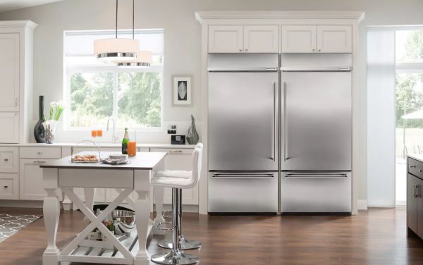 Built-In Refrigerator vs. Freestanding