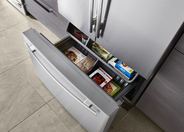 Pros and Cons of Bottom Freezer Refrigerators
