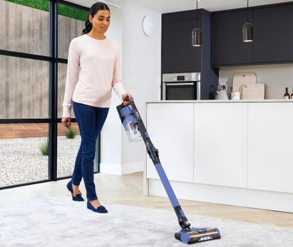 Pros and Cons of Cordless Vacuum Cleaners